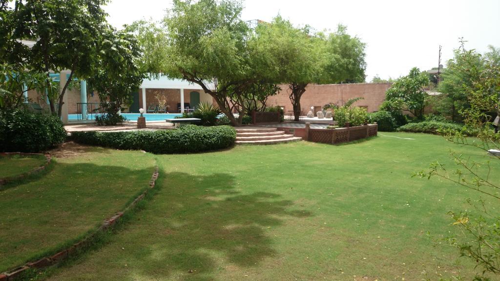 Hotel Inn Season Mahāmandir Exterior foto